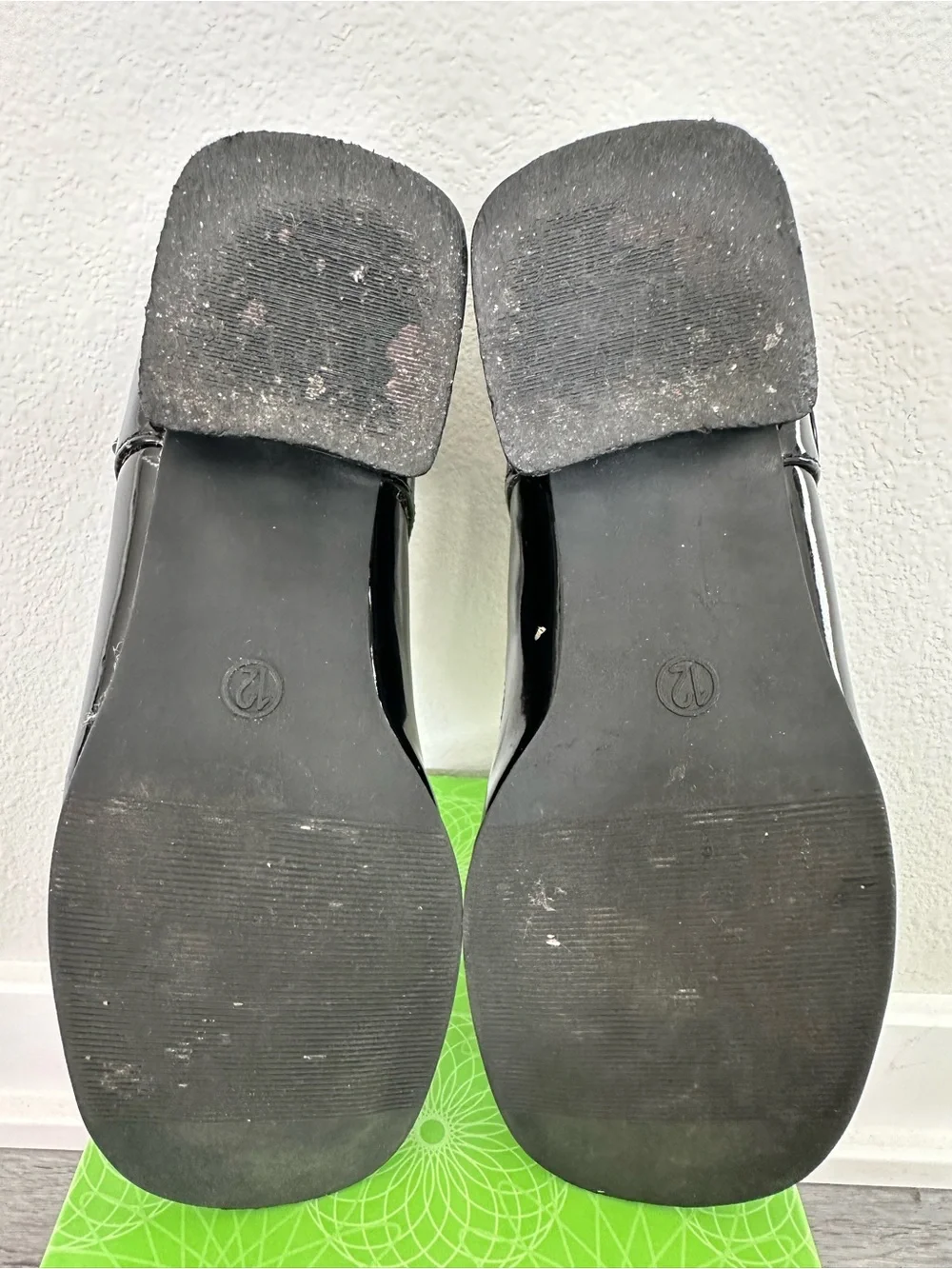 Circo Black Shiny Shoes Style Norah for a girl size 12